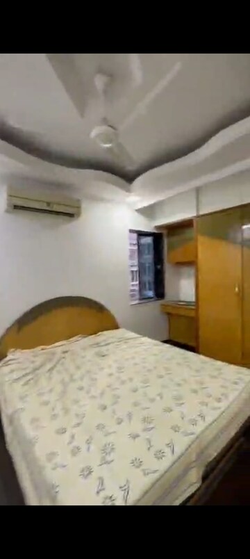Bedroom in 3 BHK Apartment at Sai Jyote Apartment, Vile Parle West – for Rent