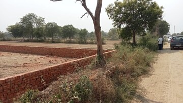  Plot For Sale in Jewar