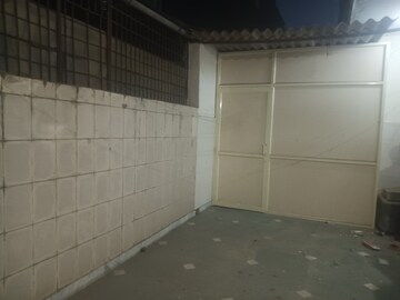 Bathroom in 2 BHK Builder Floor at Ardee City, Sector 52 – for Rent