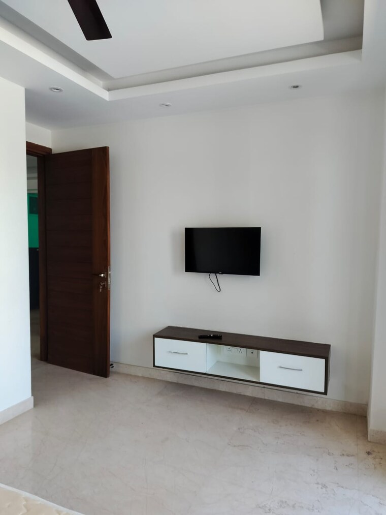Room, pilot-court 5 Bedroom 5400 Sq.Ft. Apartment In Sector 28 Gurgaon 8449851