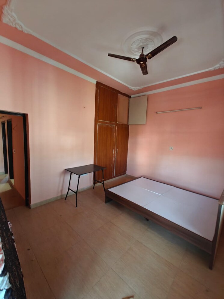 Room, kishanpur 2 Bedroom 1700 Sq.Ft. Independent House In Kishanpur Dehradun 8449948