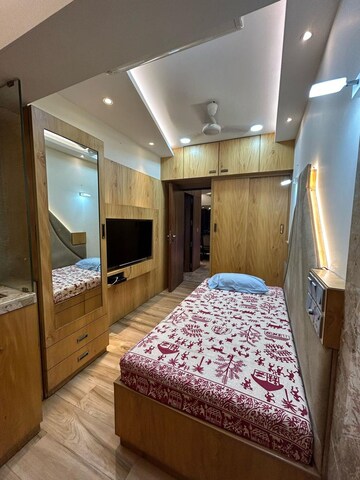Bedroom in 3 BHK Apartment at Palash Towers, Andheri West – for Rent