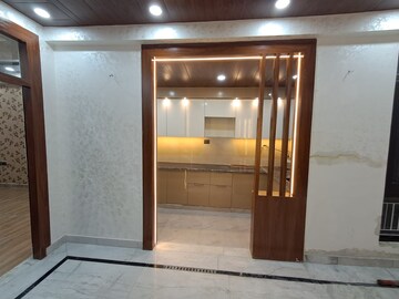 Room in 2 BHK Apartment at Gyan Khand – for Sale