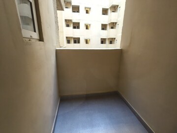 Room in 3 BHK Apartment at Tulip Yellow, Sector 69 – for Rent