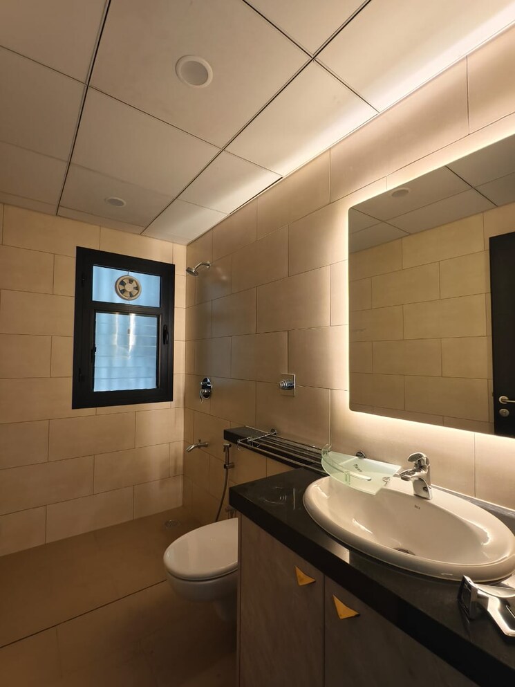 Bathroom, sobha-city-gurgaon 3 Bedroom 1710 Sq.Ft. Apartment In Sector 108 Gurgaon 8450126