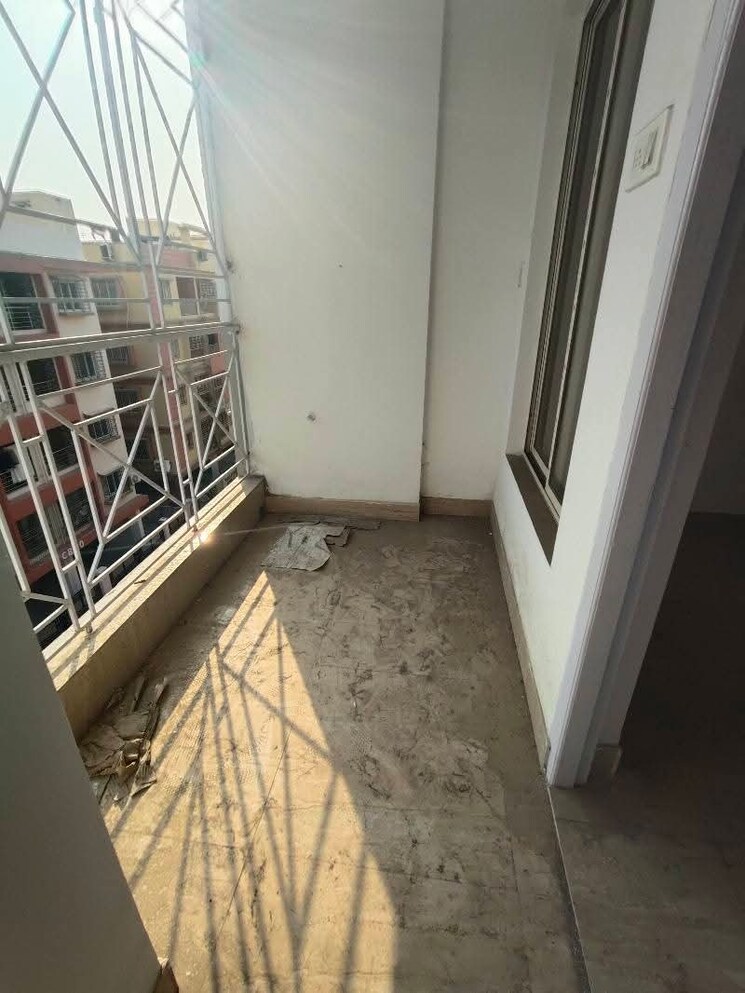 Balcony, ds-nirman 3.5 Bedroom 1350 Sq.Ft. Apartment In Keshtopur Kolkata 8450157