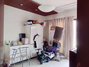 Gym in 4 BHK Builder Floor at Greater Kailash ii – for Sale