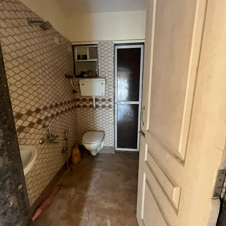 Bathroom, al-marjaan-chs 2 Bedroom 659 Sq.Ft. Apartment In Jogeshwari West Mumbai 8450226