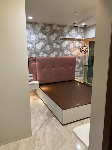 Bathroom in 3 BHK Apartment at Niraj Kakad Heights, Bandra West – for Rent