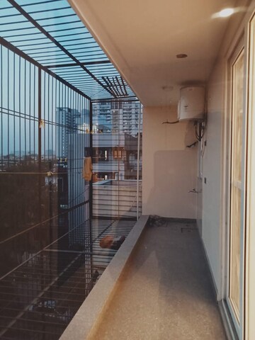Building Lobby in 2 BHK Builder Floor at Sector 43 – for Rent
