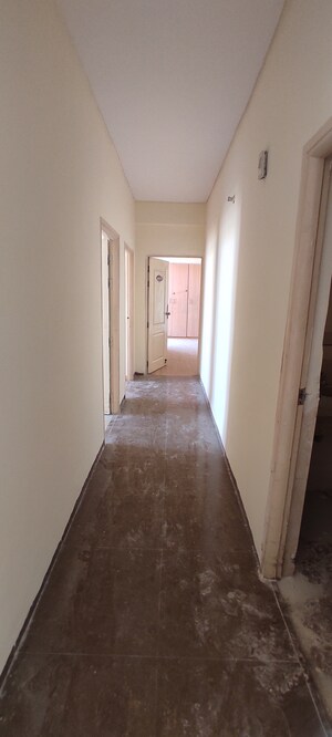 Furnished Amenities in 3 BHK Apartment at Umang Summer Palms, Sector 86 – for Sale