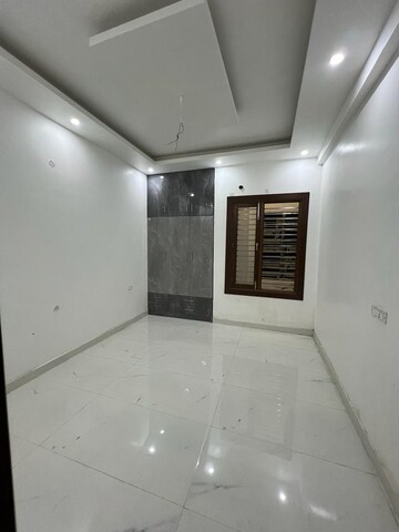 Kitchen in 4 BHK Independent House at Sahastradhara Road – for Sale