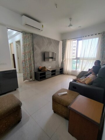 Living Room in 1.5 BHK Apartment at Hiranandani Fortune City, New Panvel – for Rent
