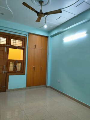 Room in 3 BHK Builder Floor at Vasundhara Sector 10 – for Sale