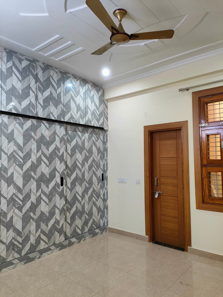 Room, vasundhara sector 10 3 Bedroom 1380 Sq.Ft. Builder Floor In Vasundhara Sector 10 Ghaziabad 8450416