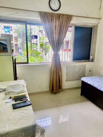 1 BHK Apartment For Rent in Andheri West