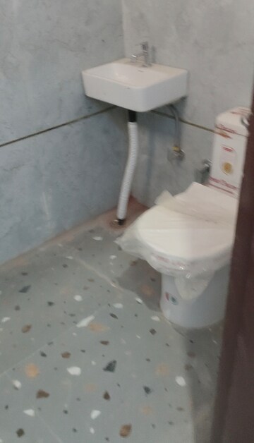 Bathroom in 3 BHK Builder Floor at Shantideep Extension I, Gt Road – for Rent