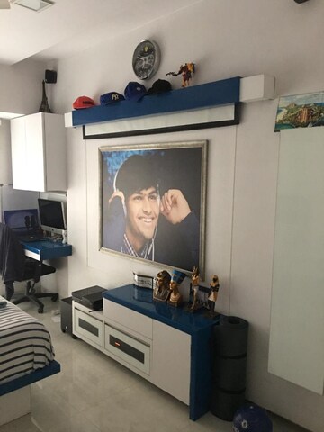 2 BHK Apartment For Rent in Ashish CHS Vile Parle West, Vile Parle West