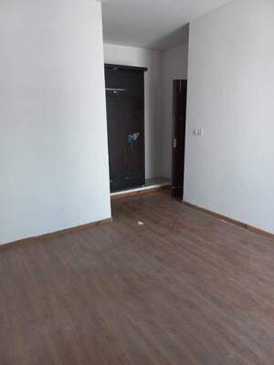Room in 1 BHK Apartment at Amolik Sankalp, Sector 85 – for Sale
