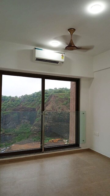 2 BHK Apartment For Rent in Kanakia Silicon Valley, Powai