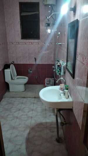 Bathroom in 5 BHK Independent House at Gomti Nagar – for Sale