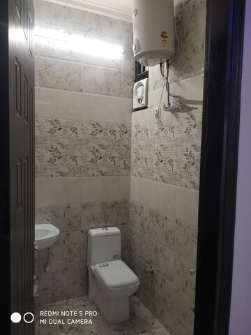 Bathroom in 3 BHK Builder Floor at Gms Road – for Rent