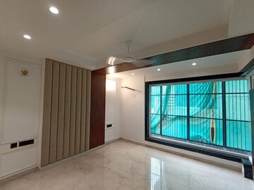 Room in 3 BHK Builder Floor at Dlf Phase ii – for Rent