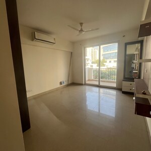 Room in 3 BHK Apartment at Emaar Emerald Floors, Sector 65 – for Sale