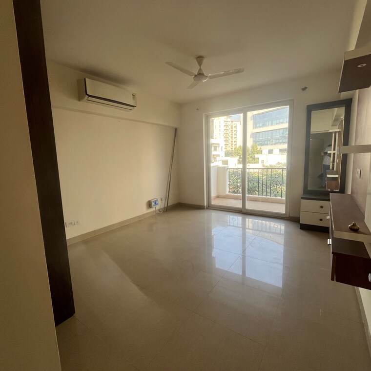 Room, emaar-emerald-floors 3 Bedroom 1650 Sq.Ft. Apartment In Sector 65 Gurgaon 8450565