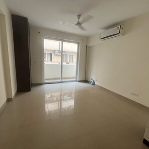 Room in 3 BHK Apartment at Emaar Emerald Floors, Sector 65 – for Sale