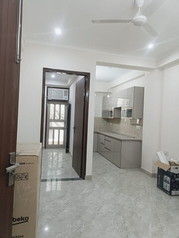2 BHK Builder Floor For Rent in Huda Market, Sector 31