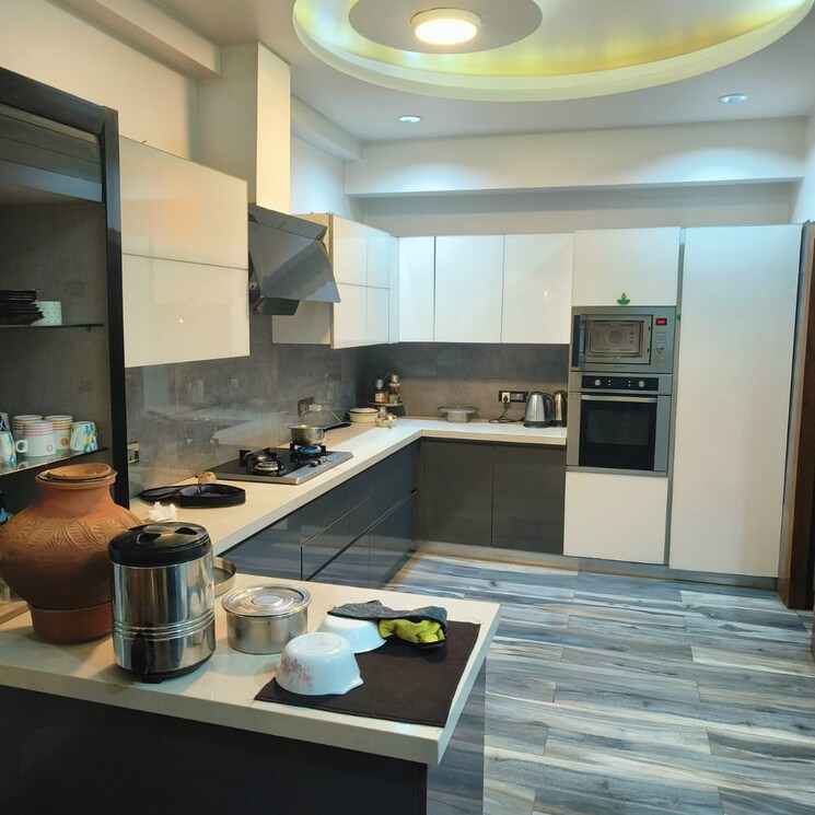 Kitchen, silverglades-the-ivy 5 Bedroom 10000 Sq.Ft. Penthouse In Maruti Vihar Gurgaon 8450594