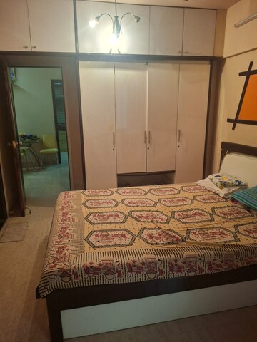 Bedroom in 2 BHK Apartment at Vile Parle Mahaveer, Vile Parle West – for Rent