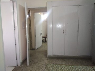 Bedroom in 2 BHK Apartment at Sector 5 – for Rent