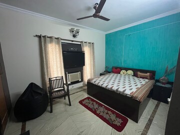 Bedroom in 4 BHK Builder Floor at Saket – for Rent
