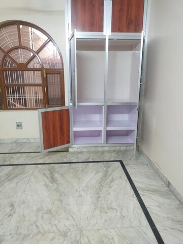 Bathroom in 3 BHK Villa at Gomti Nagar – for Rent