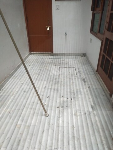 Balcony in 3 BHK Villa at Gomti Nagar – for Rent