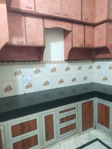 Kitchen in 3 BHK Villa at Gomti Nagar – for Rent