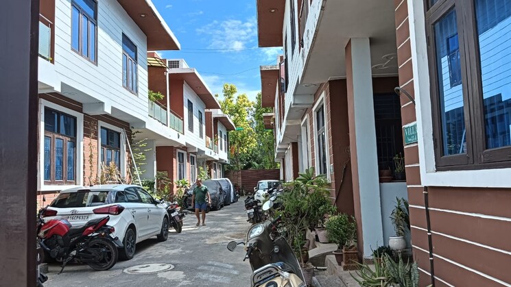 Exterior View, noida central 3.5 Bedroom 1460 Sq.Ft. Villa In Noida Central Noida 8450692