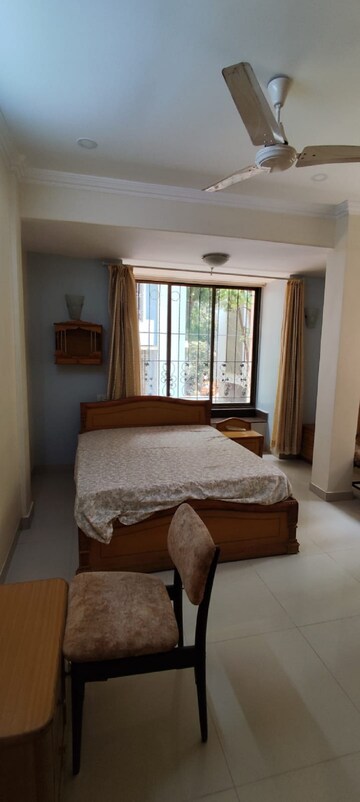 Bedroom in 2 BHK Apartment at Bandra West – for Rent