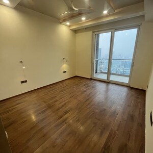 Room in 3 BHK Apartment at Mahindra Luminare, Sector 59 – for Sale