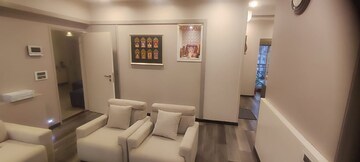 Team Area in 4 BHK Apartment at Mittal Phoenix Tower, Lower Parel – for Rent