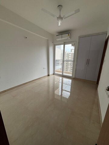 Room in 3 BHK Apartment at ATS Nobility, Sector 4, Greater Noida – for Sale