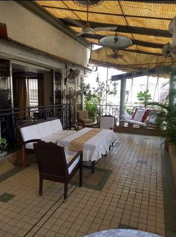 3 BHK Penthouse – Exterior View View at Khar West - for Rent