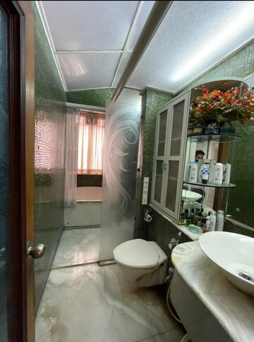 Bathroom in 3 BHK Penthouse at Khar West – for Rent
