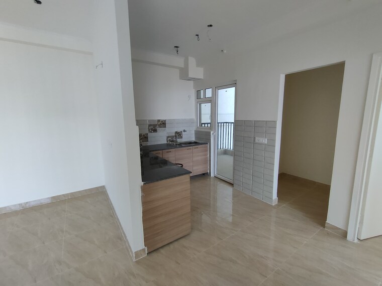 Room, gaur-yamuna-city-16th-park-view 2 Bedroom 712 Sq.Ft. Apartment In Gaur Yamuna City Greater Noida 8450869