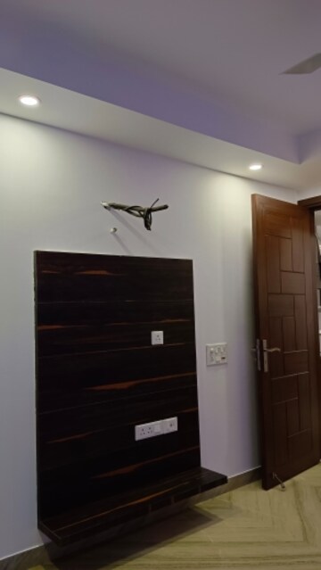 Furnished Amenities in 4 BHK Builder Floor at New Friends Colony – for Rent