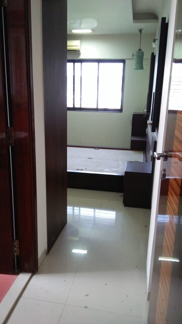 Furnished Amenities in 2 BHK Apartment at Abhishek Apartment Andheri West, Andheri West – for Rent