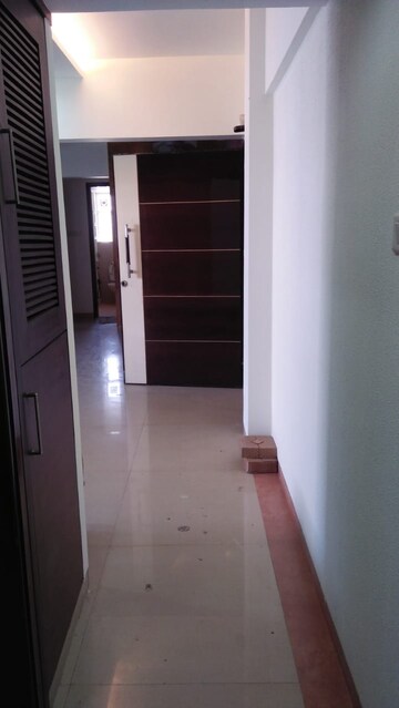 Building Lobby in 2 BHK Apartment at Abhishek Apartment Andheri West, Andheri West – for Rent