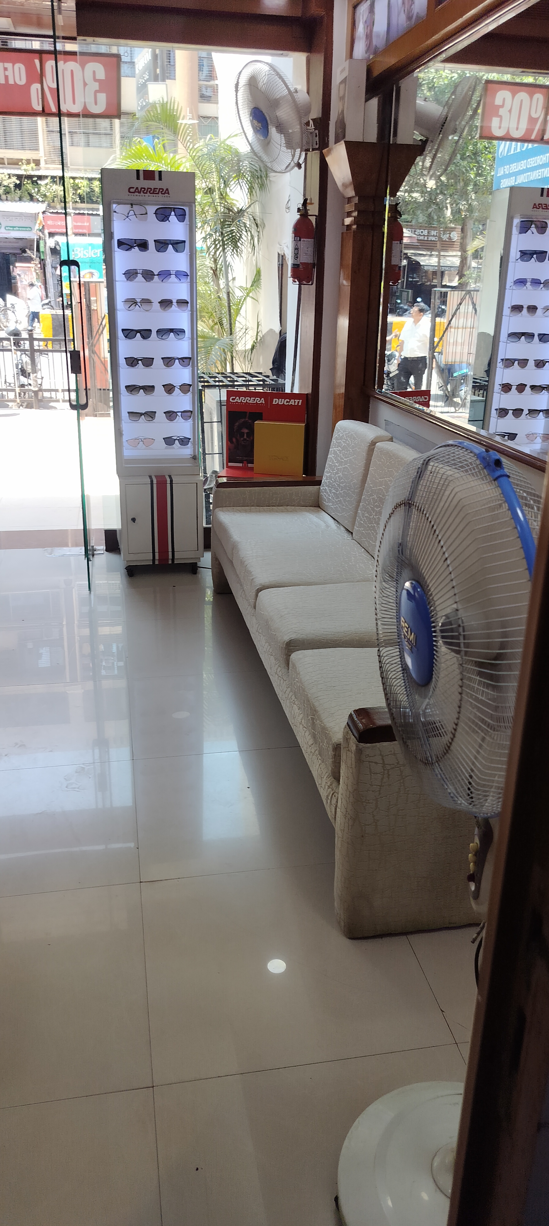 Retail Shop For Sale in Grenville CHS